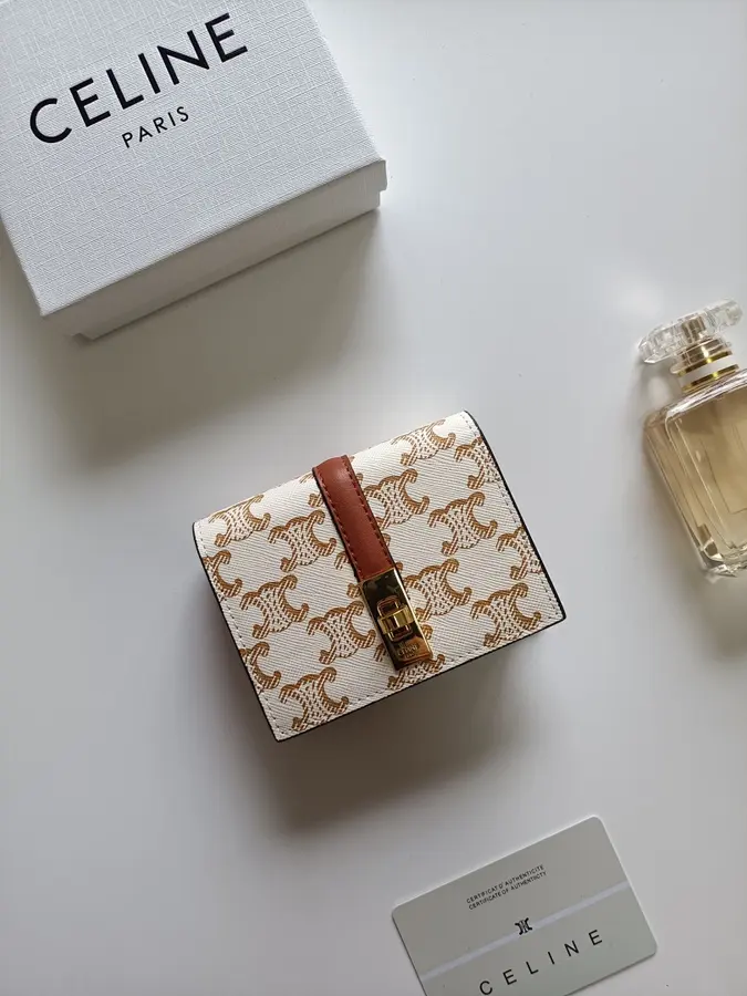 CELINE セリーヌ（CELINE） カードケース スリム レディース｜新品 8A9E6C74