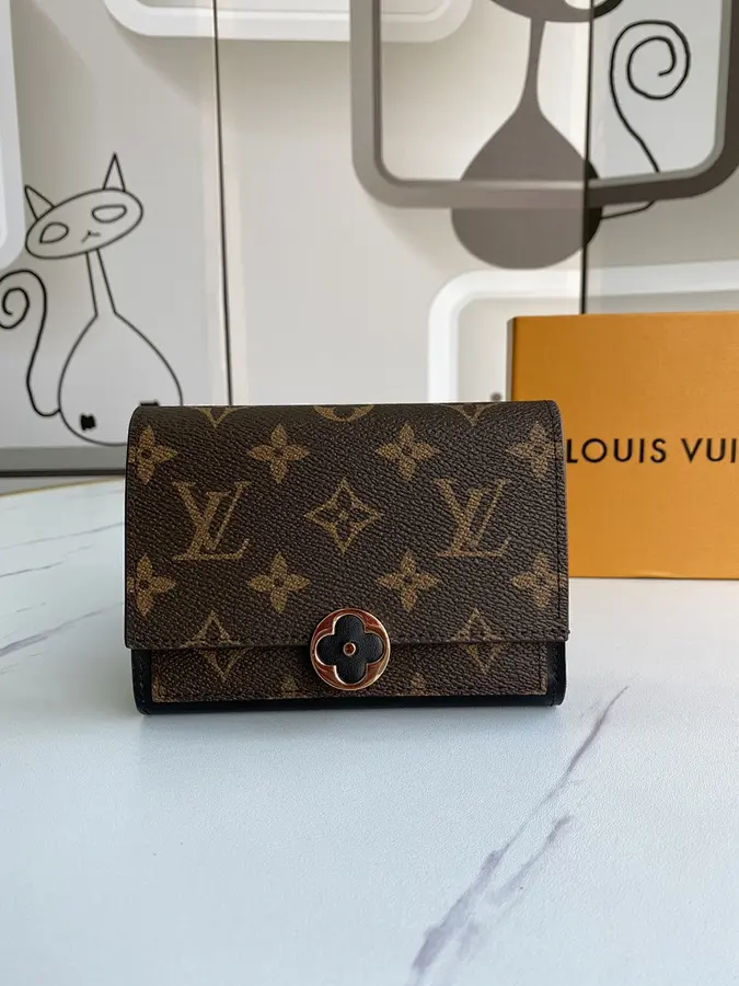 ルイ・ヴィトン（LOUIS VUITTON） 財布 新品 レディース レザー｜8C2AA225