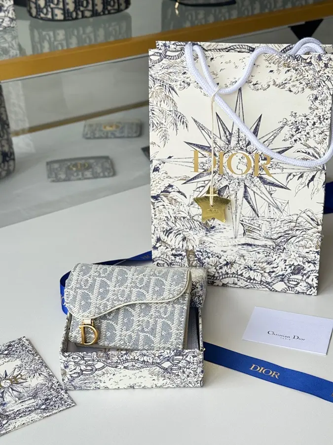 ディオール（DIOR） カードケース スリム レディース｜新品 8EDFA79E