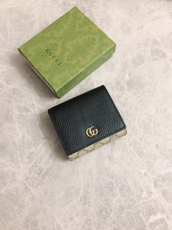 グッチ（GUCCI） レザー ミニ財布 レディース｜新品 91D2B3E2