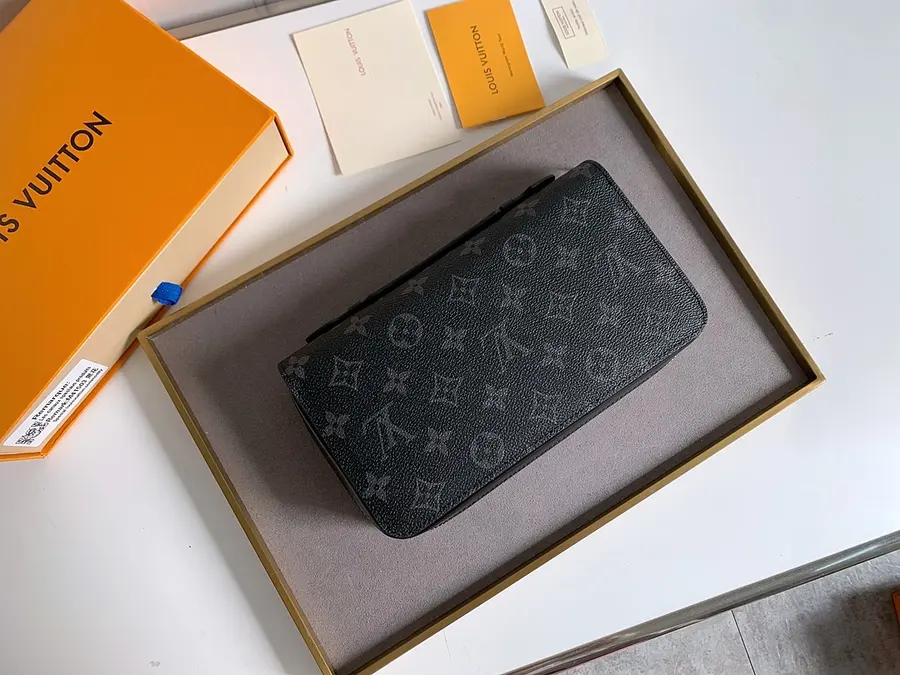 ルイ・ヴィトン(LOUIS VUITTON) レザー 長財布 レディース|新品 9266E1F1の商品画像