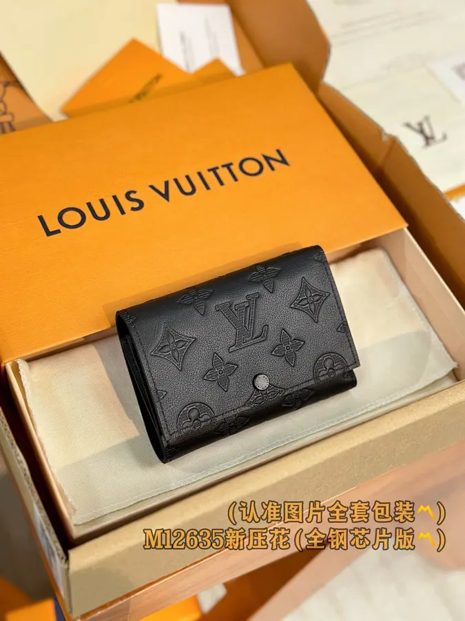 ルイ・ヴィトン（LOUIS VUITTON） ミニ財布 新品 レディース コンパクト｜943527F4