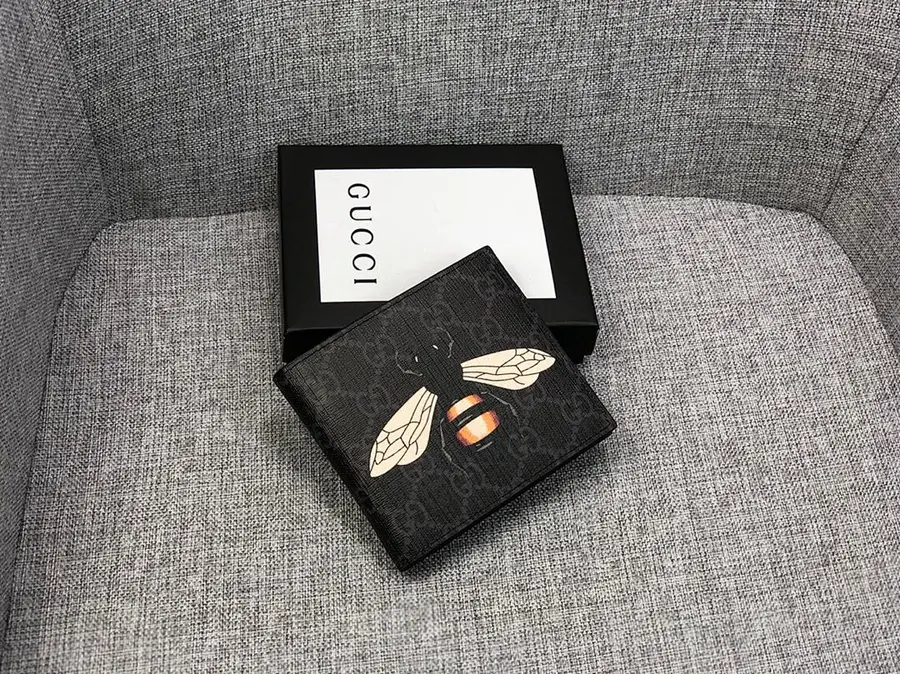 グッチ（GUCCI） ミニ財布 コンパクト メンズ｜新品 9504B393