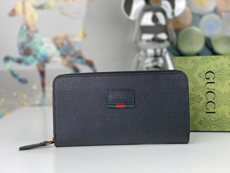 グッチ（GUCCI） ウォレット 新品 メンズ レザー｜95C969F3