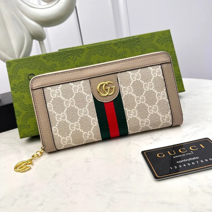 グッチ（GUCCI） 財布 レザー メンズ｜新品 966372F0