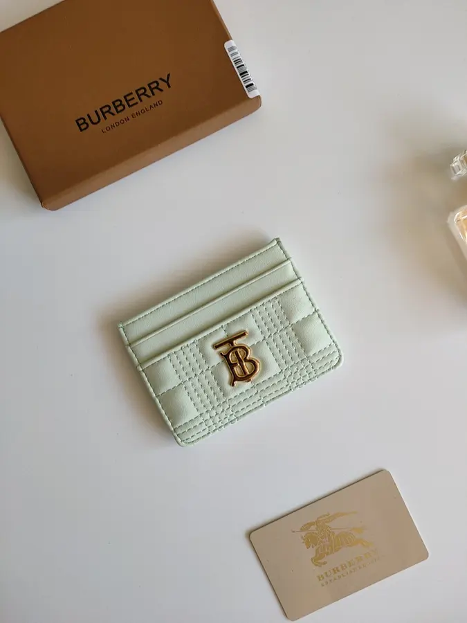 BURBERRY バーバリー（BURBERRY） カードホルダー 新品 男女兼用 レザー｜99F9A77E