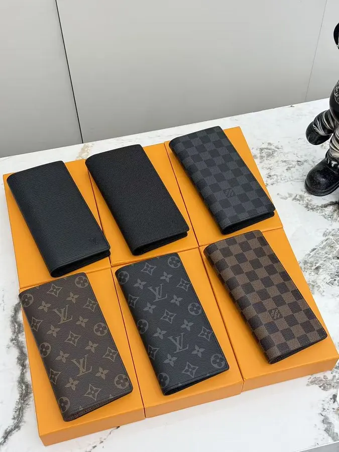 ルイ・ヴィトン(LOUIS VUITTON) 長財布 収納しやすい レディース|新品 9ADE6563の商品画像