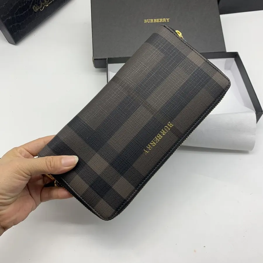 バーバリー（BURBERRY） ロングウォレット 収納しやすい メンズ｜新品 9BAC9E0D