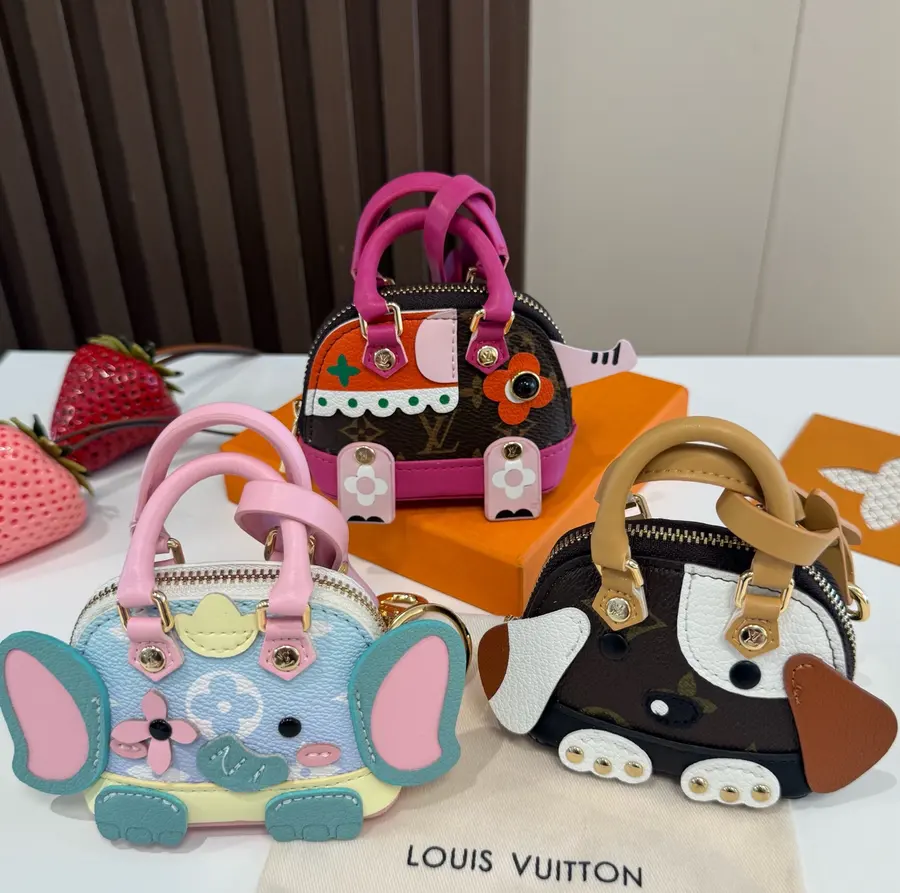 ルイ・ヴィトン（LOUIS VUITTON） キーケース コンパクト 男女兼用｜新品 9F2D7262