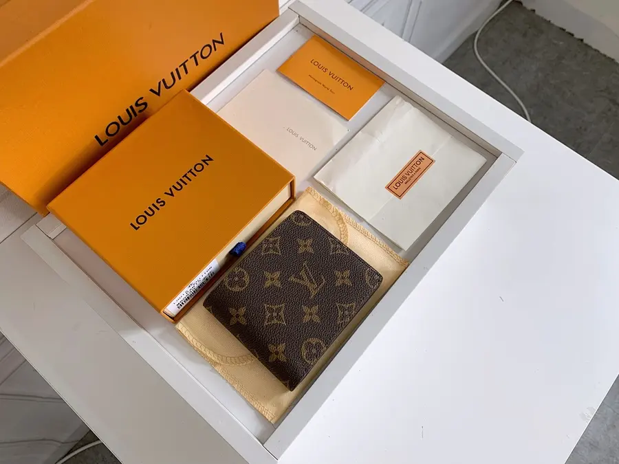 ルイ・ヴィトン（LOUIS VUITTON） レディース 財布 レザー｜新品 A284EB9A