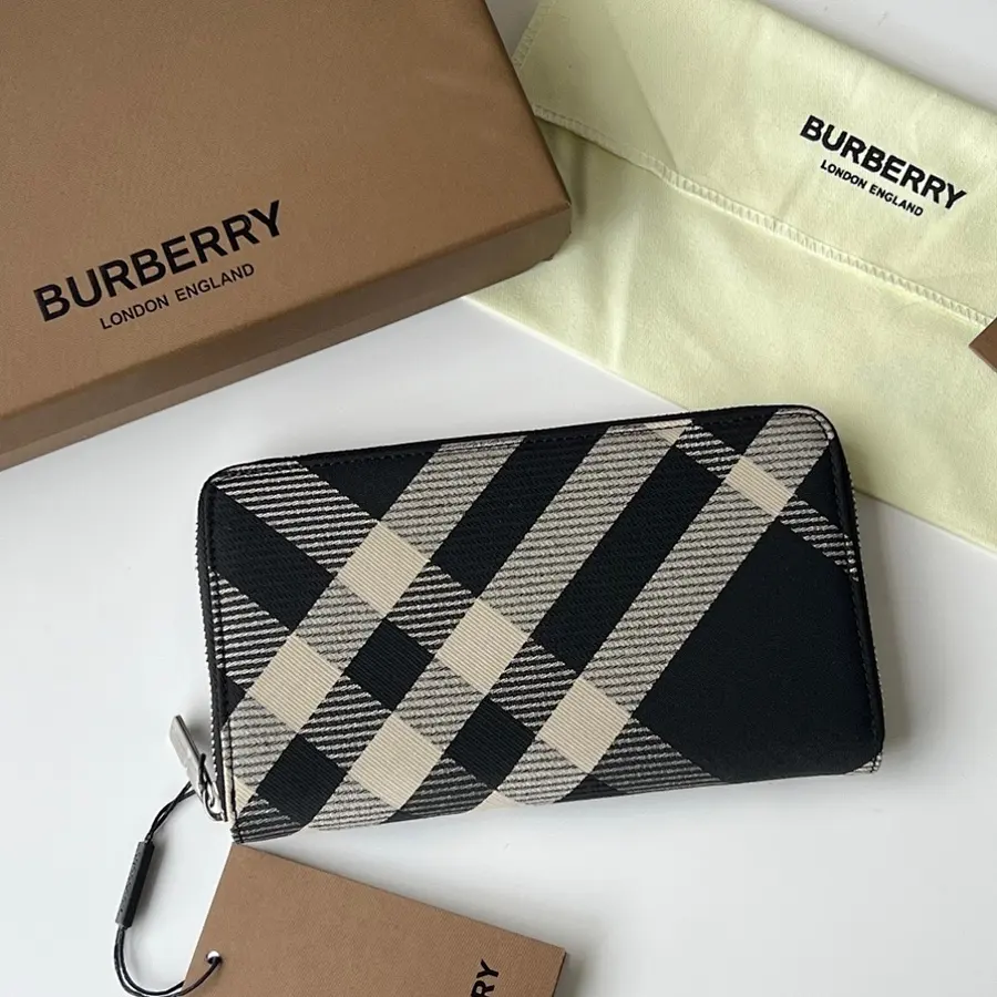 BURBERRY バーバリー（BURBERRY） ロングウォレット 収納しやすい メンズ｜新品 A28D0D56