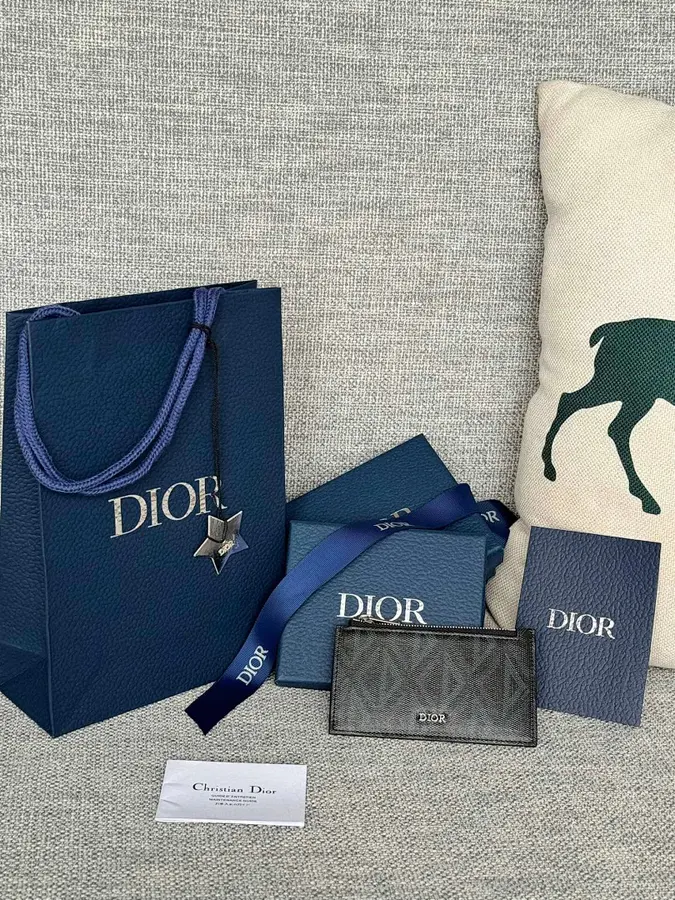 ディオール（DIOR） コンパクト カードケース 男女兼用｜新品 A66F9C60