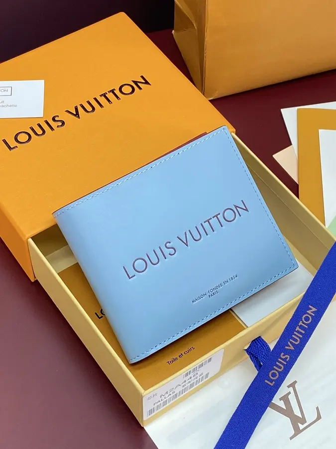 ルイ・ヴィトン（LOUIS VUITTON） コンパクト財布 新品 レディース 持ち歩きやすい｜A7D70D23