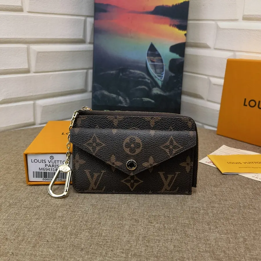 ルイ・ヴィトン（LOUIS VUITTON） レディース カードケース レザー｜新品 A8D66473