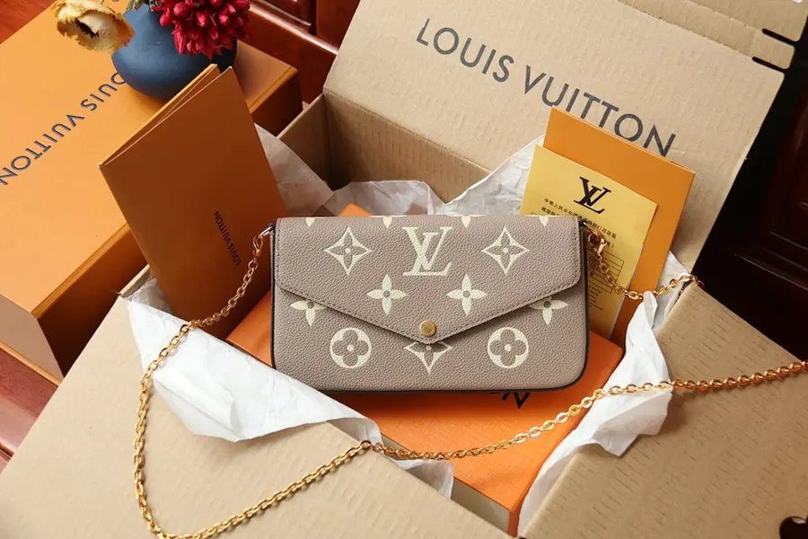 ルイ・ヴィトン（LOUIS VUITTON） ミニ財布 新品 レディース 持ち歩きやすい｜A945643C