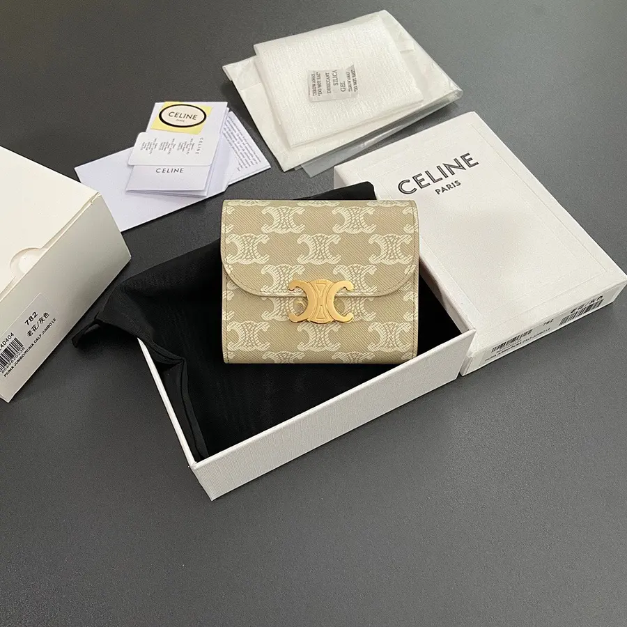 セリーヌ（CELINE） コンパクト財布 コンパクト レディース｜新品 AB7D00D7の商品画像