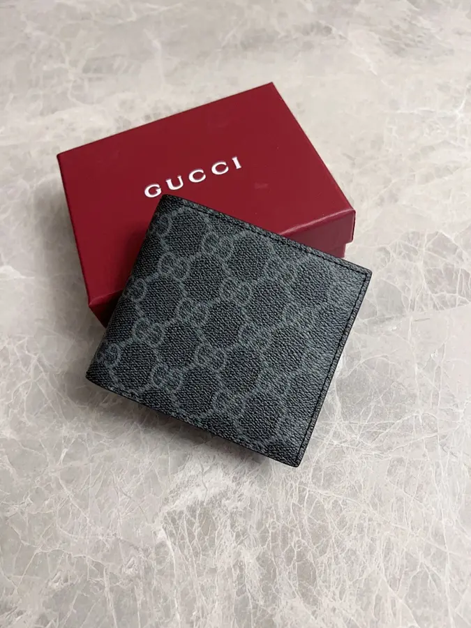グッチ（GUCCI） ミニ財布 新品 レディース レザー｜AC50948E