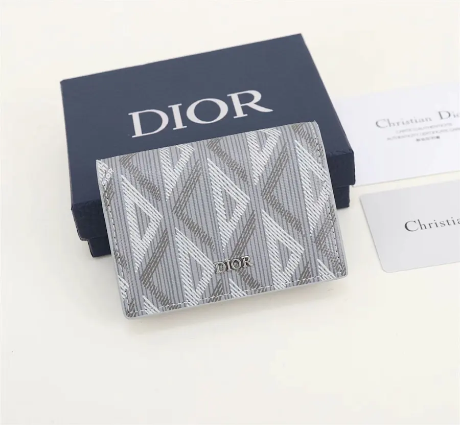 ディオール（DIOR） レディース カードホルダー レザー｜新品 AD63BE07の商品画像