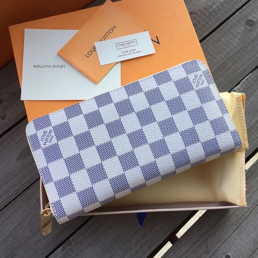 ルイ・ヴィトン（LOUIS VUITTON） デイリー向け ウォレット メンズ｜新品 AE6E6921