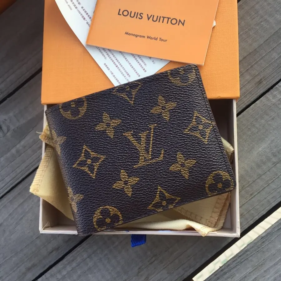 ルイ・ヴィトン（LOUIS VUITTON） デイリー向け 財布 メンズ｜新品 AFBFA536