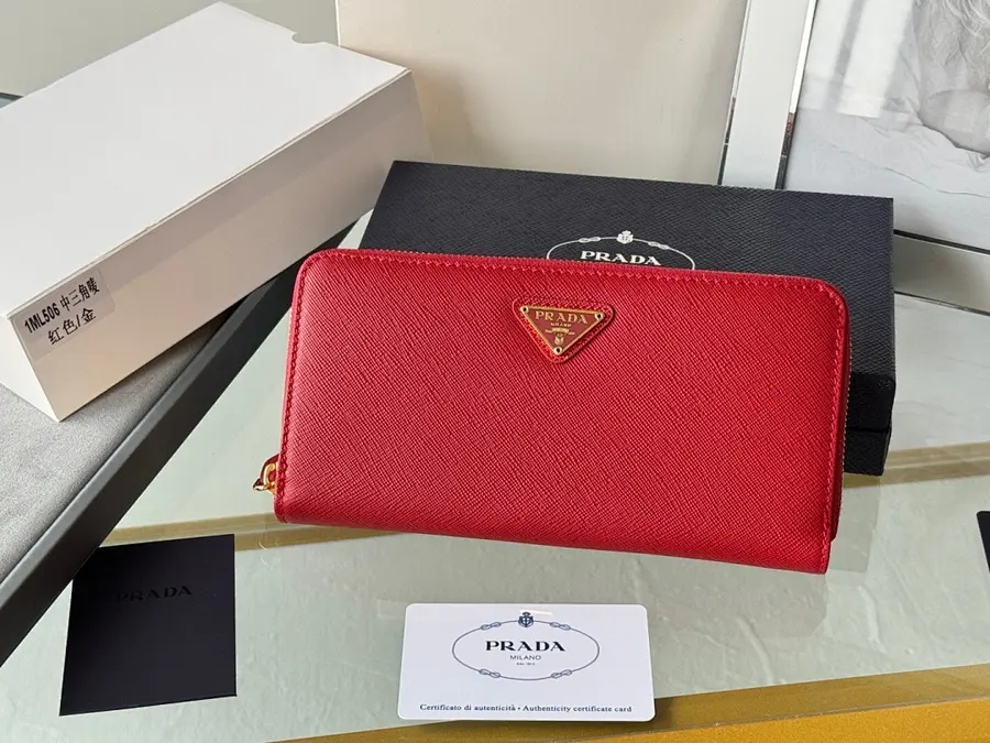 プラダ（PRADA） 長財布 新品 レディース ロングタイプ｜B23863B6