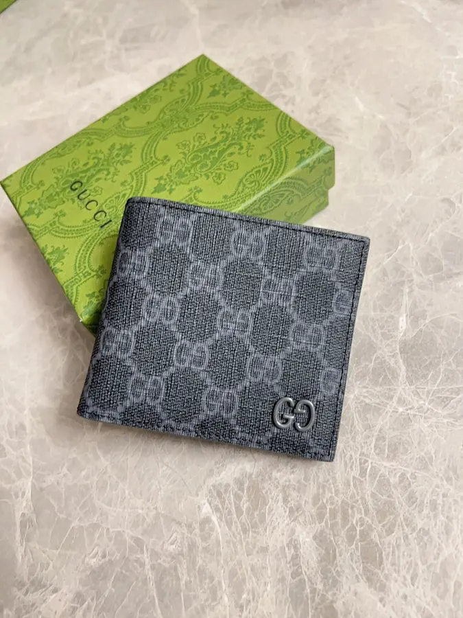 グッチ（GUCCI） コンパクト財布 新品 レディース 持ち歩きやすい｜B3929DBB