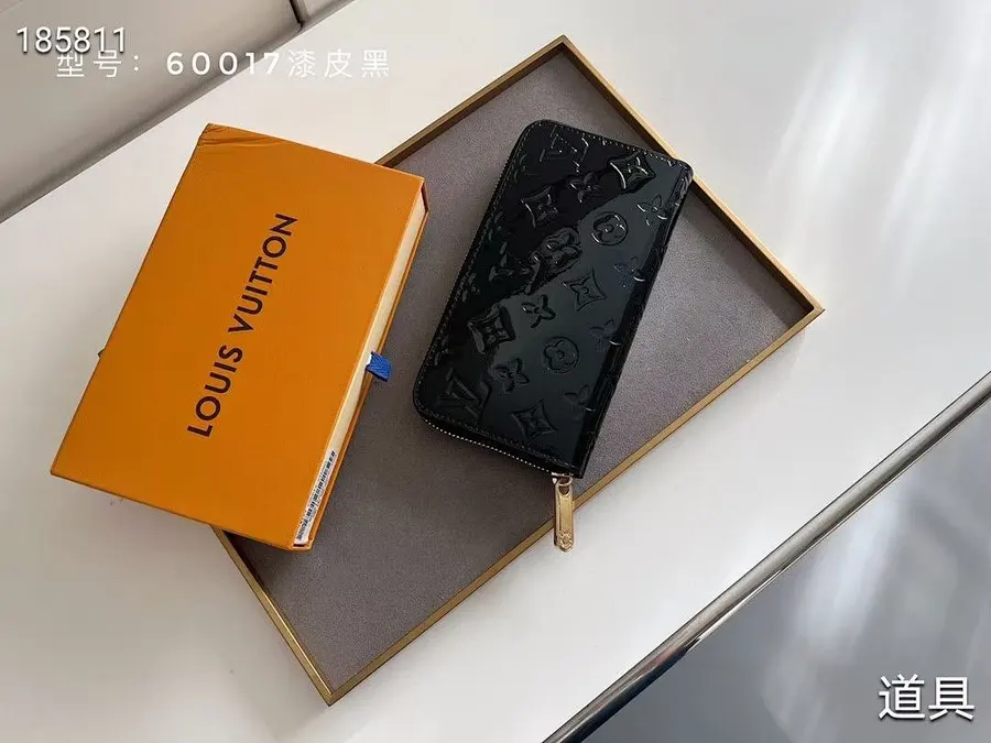 ルイ・ヴィトン（LOUIS VUITTON） 長財布 レザー レディース｜新品 B437B421