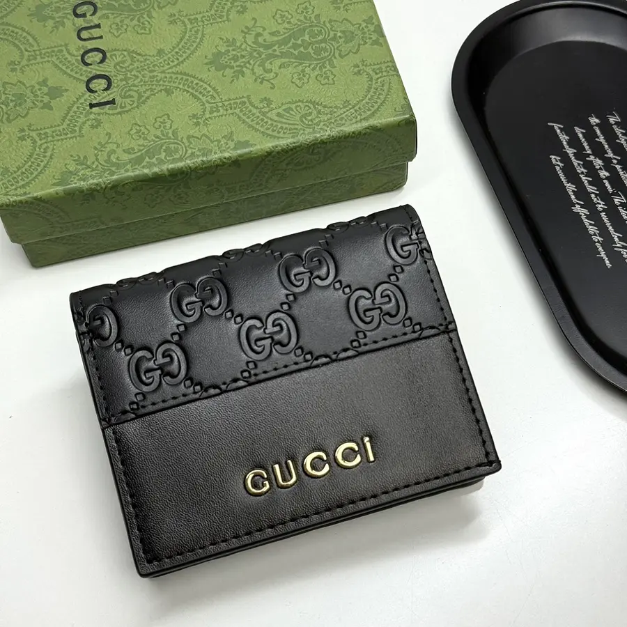 グッチ(GUCCI) ミニ財布 新品 レディース 持ち歩きやすい|B455D3DEの商品画像