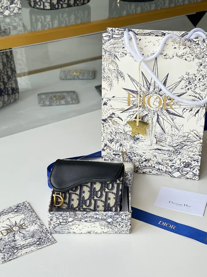 ディオール（DIOR） カードホルダー 新品 レディース コンパクト｜B4CB7E0A