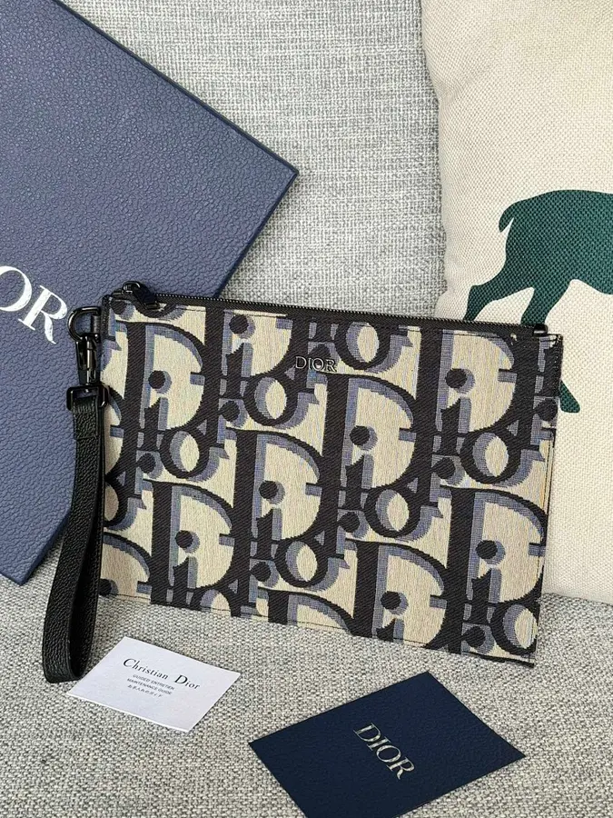 ディオール(DIOR) レザー クラッチバッグ メンズ|新品 B5954583の商品画像