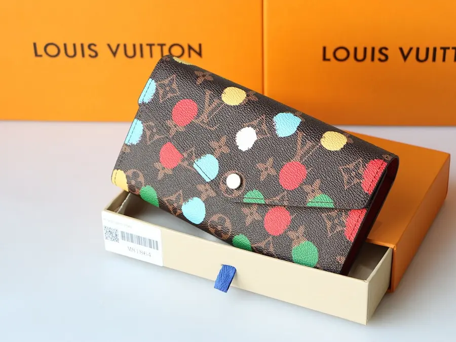 ルイ・ヴィトン（LOUIS VUITTON） 長財布 新品 レディース レザー｜B7F5D421
