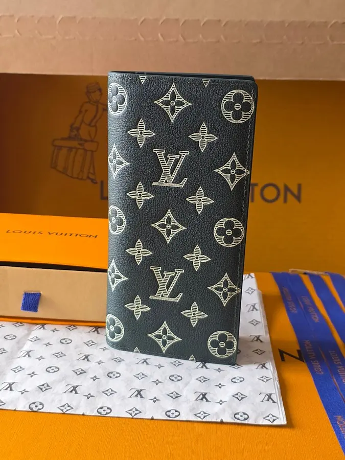 ルイ・ヴィトン(LOUIS VUITTON) 長財布 新品 レディース レザー|BA64373Eの商品画像