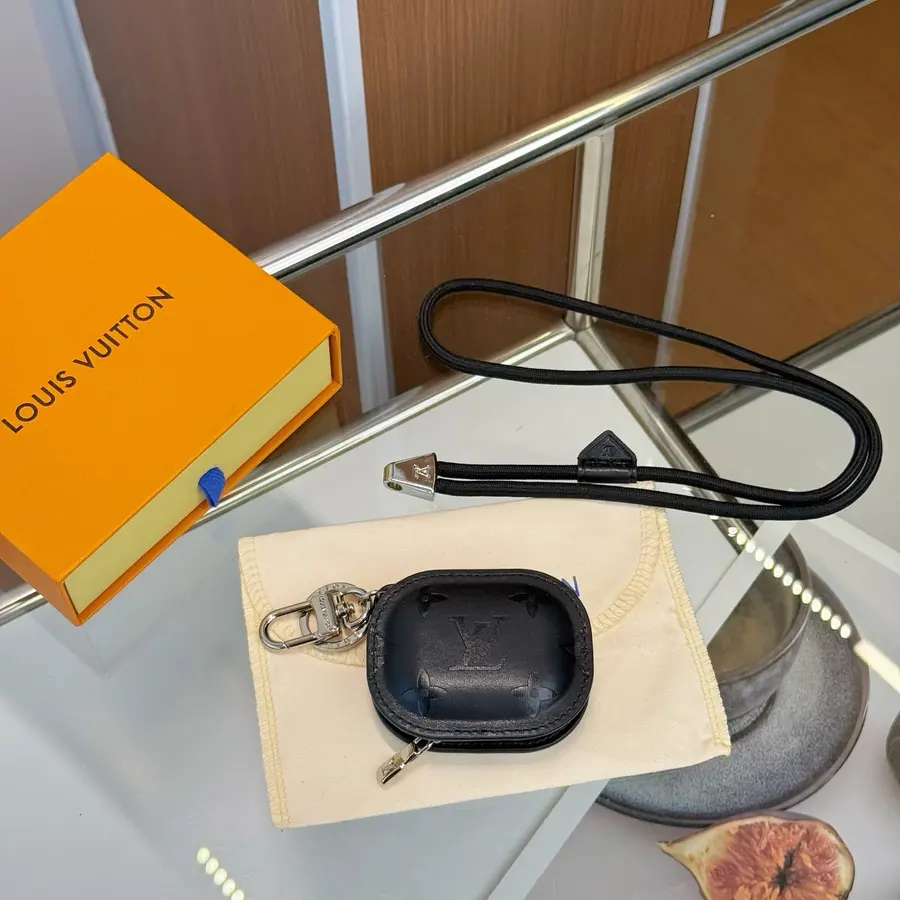 ルイ・ヴィトン（LOUIS VUITTON） 男女兼用 キーケース モノグラム｜新品 BDC8867Aの商品画像