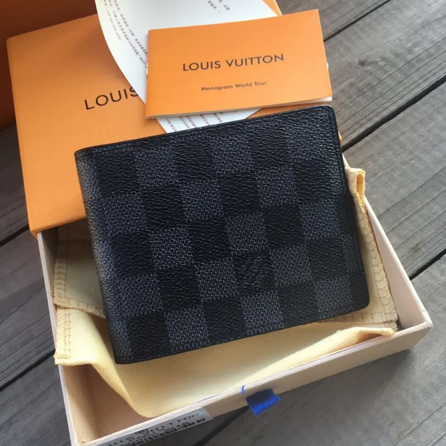 ルイ・ヴィトン(LOUIS VUITTON) メンズ 財布 レザー|新品 BFB1015Bの商品画像