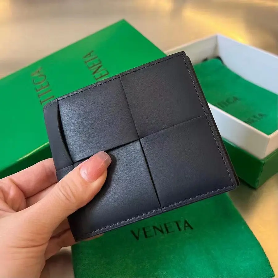 ボッテガ・ヴェネタ（BOTTEGA VENETA） ウォレット レザー メンズ｜新品 C03C1E72