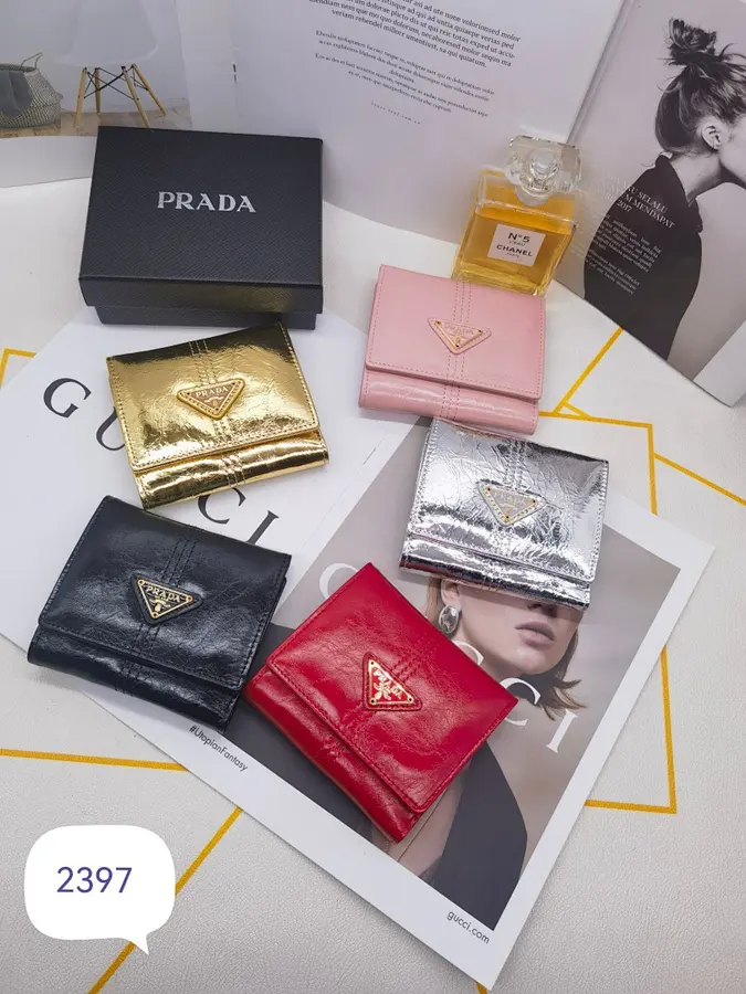 プラダ(PRADA) 長財布 レザー レディース|新品 C0764C64の商品画像