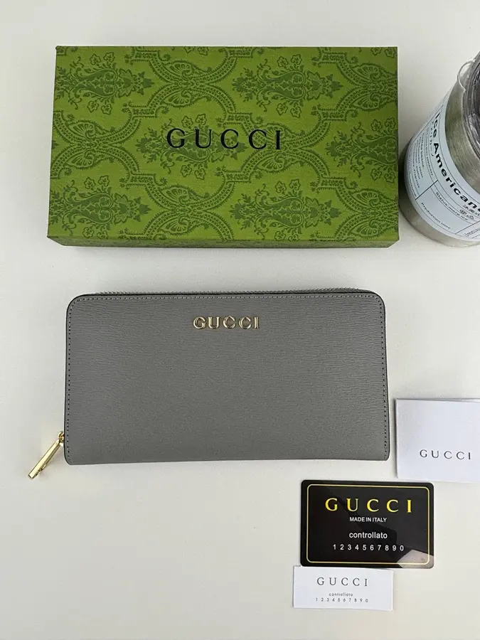 グッチ(GUCCI) 長財布 新品 レディース ロングタイプ|C1D10C95の商品画像