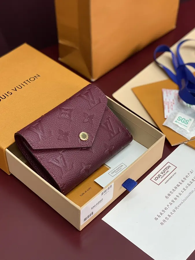 ルイ・ヴィトン(LOUIS VUITTON) コンパクト財布 新品 レディース 持ち歩きやすい|C278644Aの商品画像