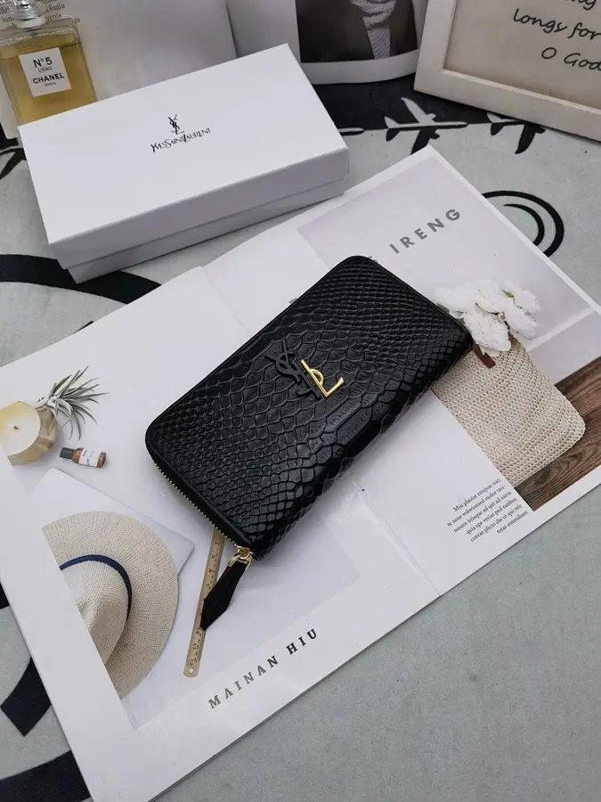 サンローラン（SAINT LAURENT） 長財布 収納しやすい レディース｜新品 C3AA13C4