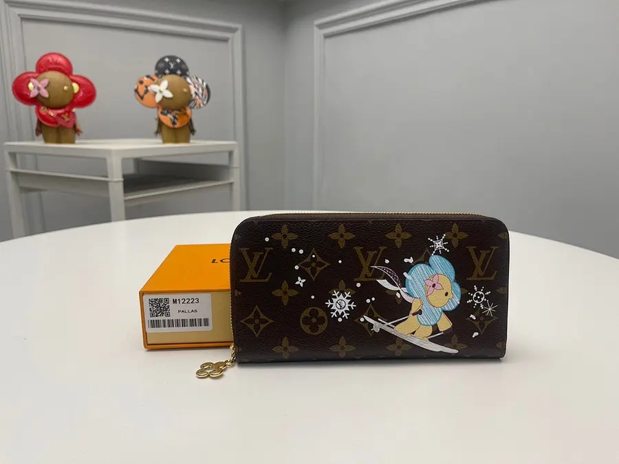 ルイ・ヴィトン（LOUIS VUITTON） 長財布 ロングタイプ レディース｜新品 C97CB374