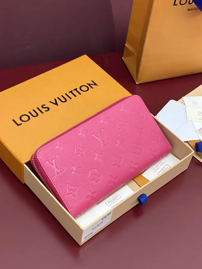 ルイ・ヴィトン（LOUIS VUITTON） レディース ロングウォレット レザー｜新品 C9FCE1D9
