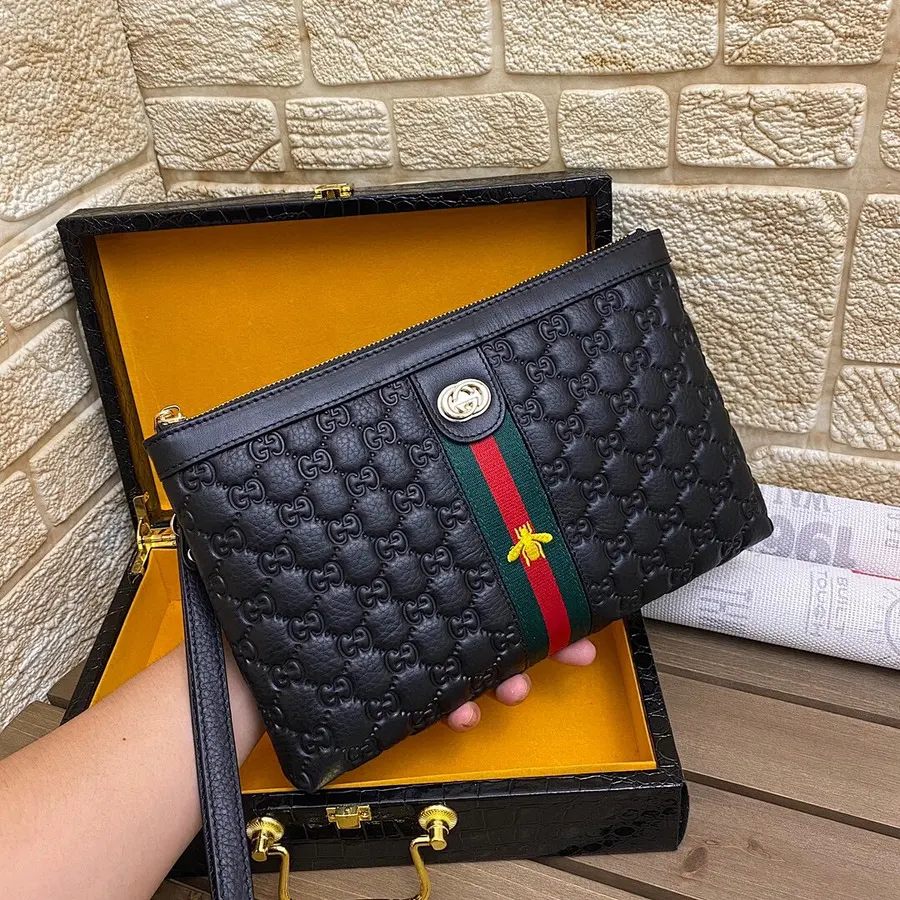 グッチ（GUCCI） メンズ クラッチバッグ レザー｜新品 CA166930