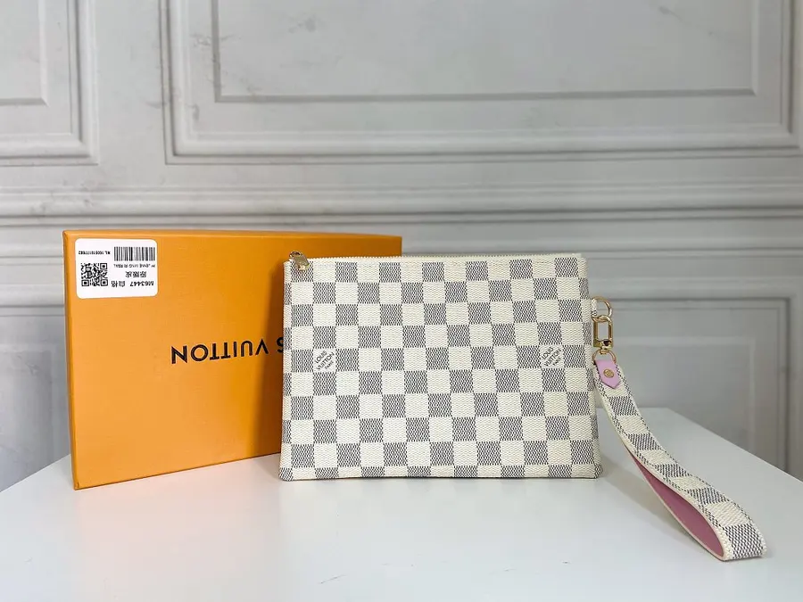 ルイ・ヴィトン（LOUIS VUITTON） メンズ クラッチバッグ 手持ちタイプ｜新品 CB0CBBB4