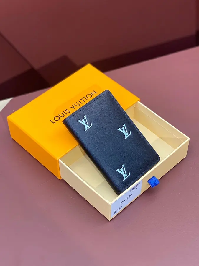 ルイ・ヴィトン（LOUIS VUITTON） レザー コンパクト財布 レディース｜新品 CB4DFCC0