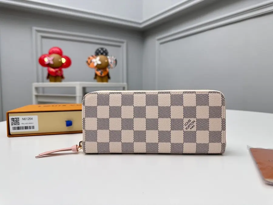 ルイ・ヴィトン(LOUIS VUITTON) 長財布 新品 レディース ロングタイプ|CC58781Eの商品画像
