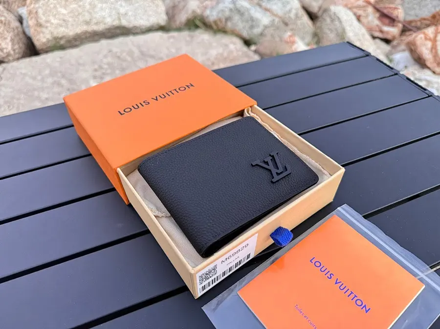 ルイ・ヴィトン（LOUIS VUITTON） ミニ財布 コンパクト メンズ｜新品 CE32E5C2
