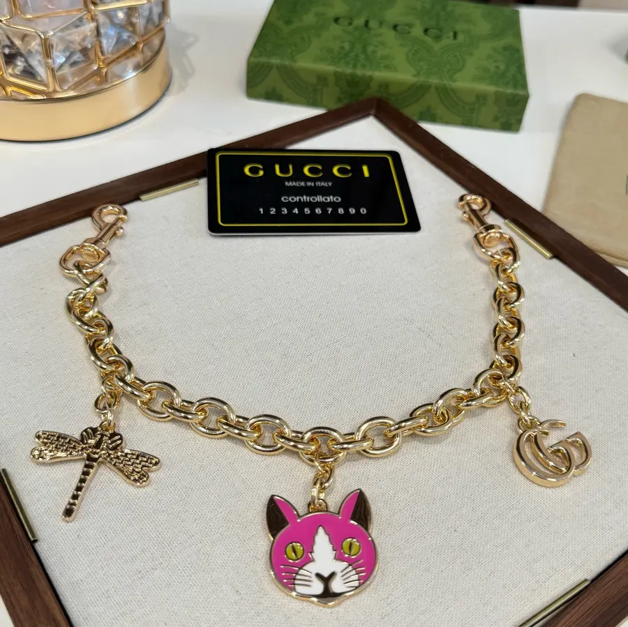 GUCCI グッチ（GUCCI） メタル キーホルダー レディース｜新品 CF4E9B30