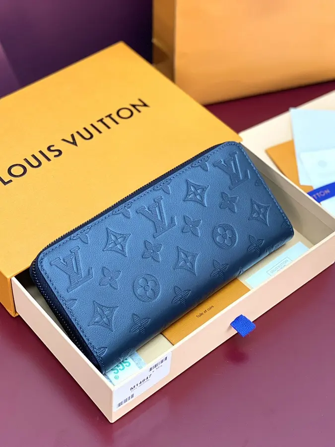 ルイ・ヴィトン（LOUIS VUITTON） 長財布 新品 メンズ 収納しやすい｜CFC1D8C7