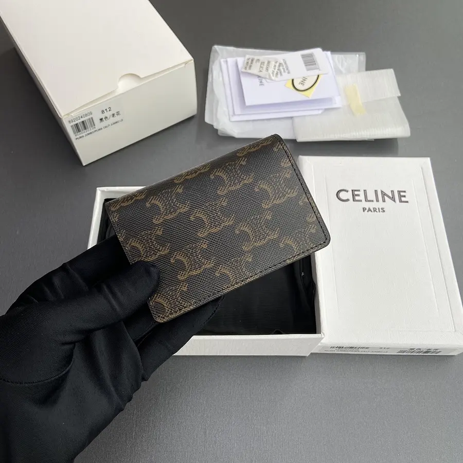 セリーヌ（CELINE） ビジネスカードケース コンパクト 男女兼用｜新品 CFDBC195