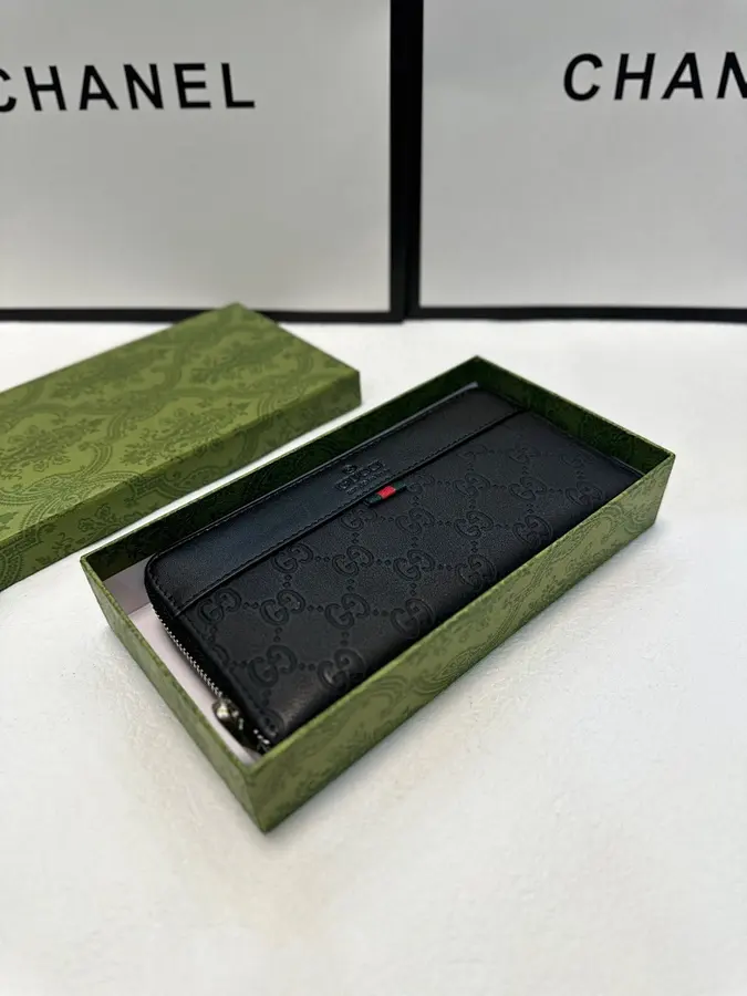グッチ（GUCCI） 長財布 収納しやすい メンズ｜新品 CFDFB919